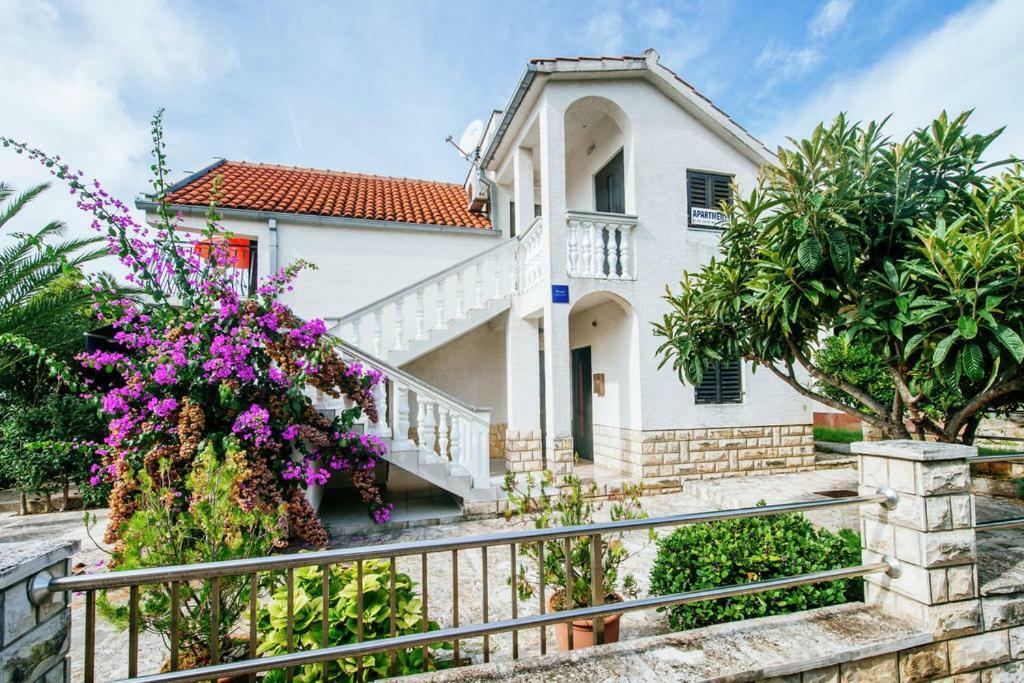 Apartment Nada 佩特坎内 外观 照片